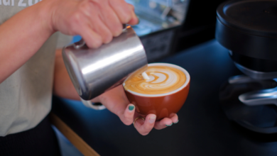 What Makes an Espresso Machine "Café Quality" at Home?